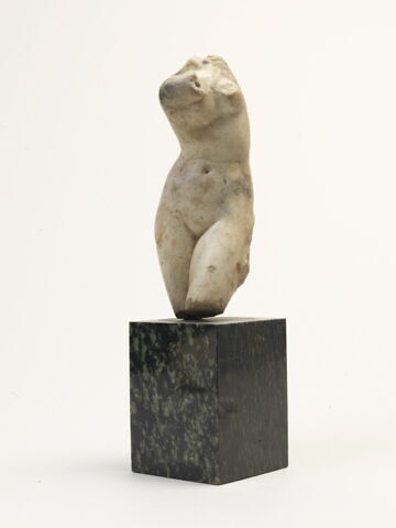 statuette ; fragment
