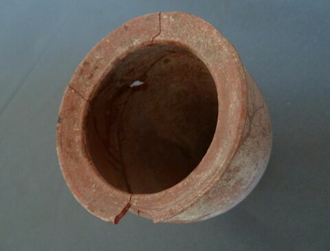 pithos, image 2/3