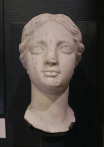 statue ; tête, image 2/2