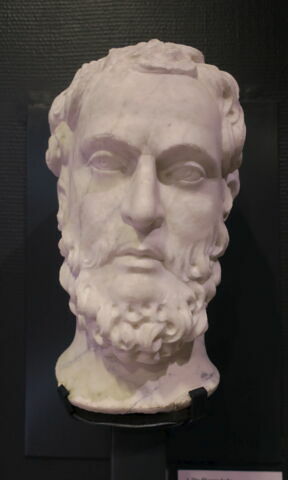 statue ; tête, image 2/2