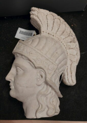 statue, image 2/3