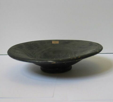 assiette  ; plat, image 2/2