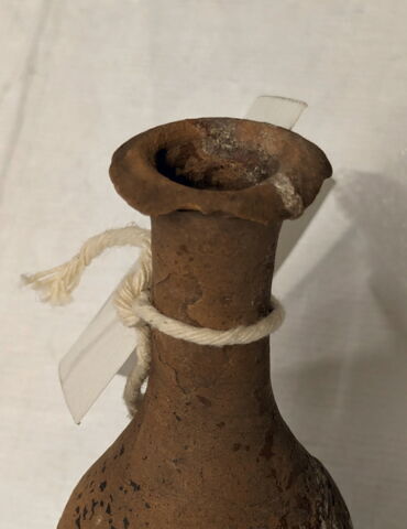vase, image 3/7