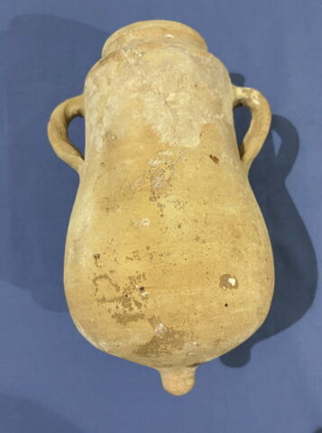 vase, image 2/4