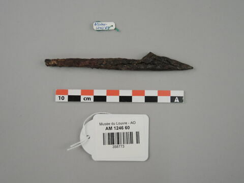 arme ; tige ; harpon ; fragment, image 1/1