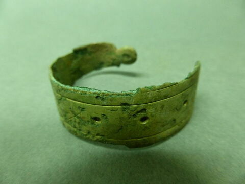 bracelet ; fragment