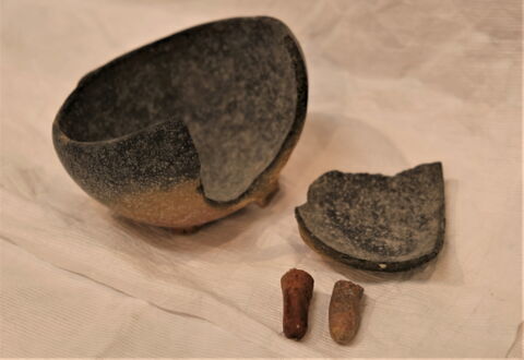 vase, image 3/4