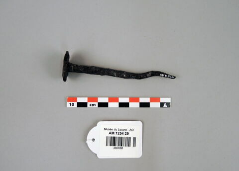 clou, image 1/1