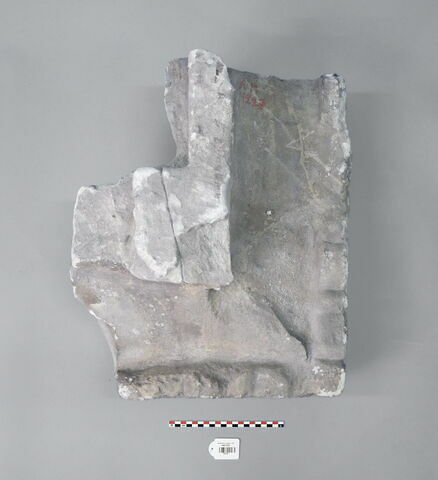 relief ; fragment, image 1/4