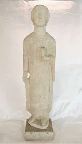 statue, image 3/6