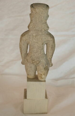 statue, image 3/4