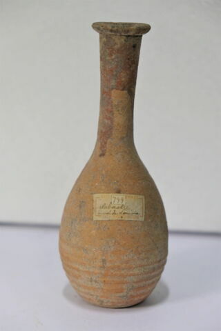 vase, image 1/3