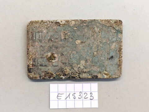 plaquette de dépôt de fondation