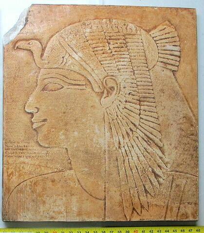 Moulage d'un relief de Deir el-Bahari : la reine Ahmès
