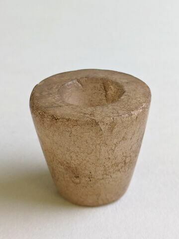 vase miniature ; vase simulacre ; vase-henou
