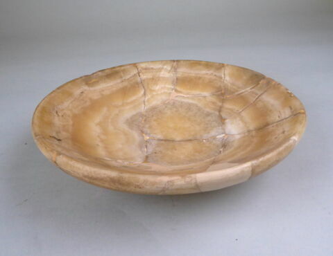 coupe ; bol à bord rentrant