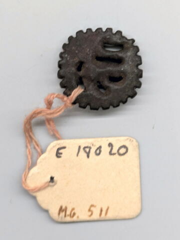 amulette oudjat circonscrit ajouré, image 2/2