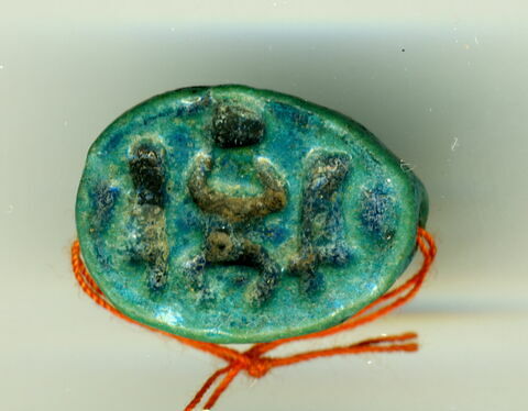 scaraboïde, image 2/2