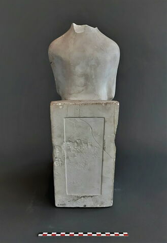 dos, verso, revers, arrière ; détail marquage / immatriculation © 2022 Musée du Louvre / Antiquités égyptiennes