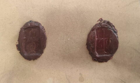 empreinte d'un scarabée et de deux chatons de bague, image 2/3