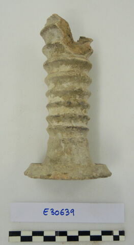 chandelier  ; support de vase, image 1/1