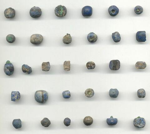 perles ; perle globulaire, image 1/1