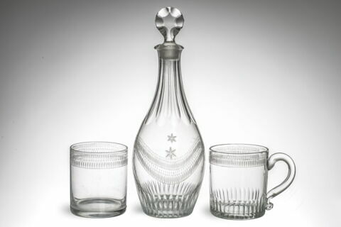 Tasse, d'un ensemble avec gobelet et carafe, image 2/2