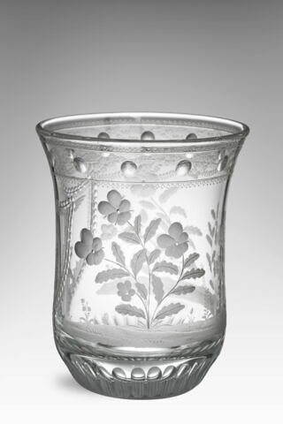 Gobelet de forme tulipe, avec étui, image 2/3