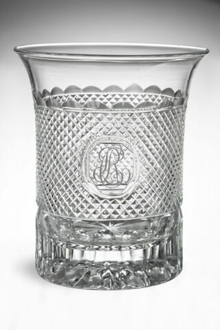 Gobelet à bord évasé, image 1/1