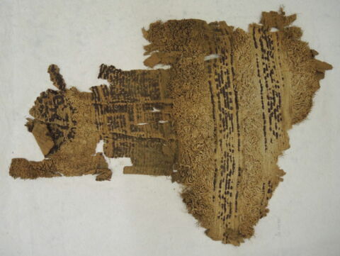 châle  ; couverture  ; fragment, image 2/2