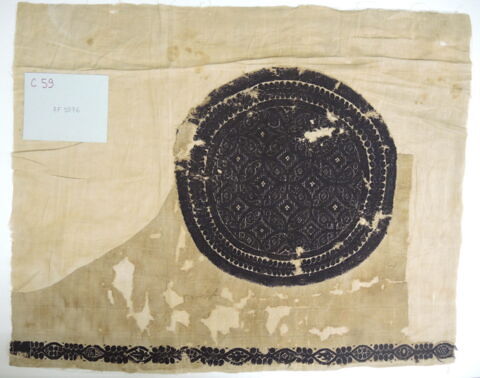 châle  ; fragment, image 1/1