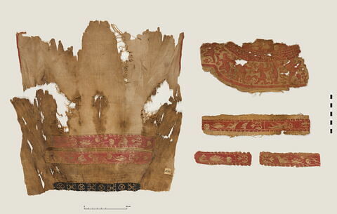 plastron de tunique ; fragment, image 2/2