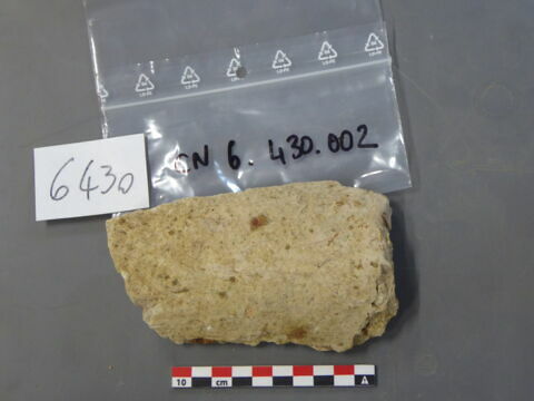 tuile, fragment