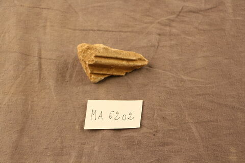 fragment indéterminé