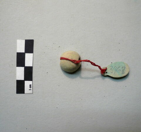 perle ; collier, image 2/2