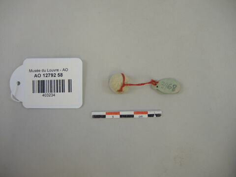 perle ; collier, image 1/2