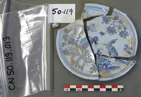 assiette plate, fragment, image 2/3