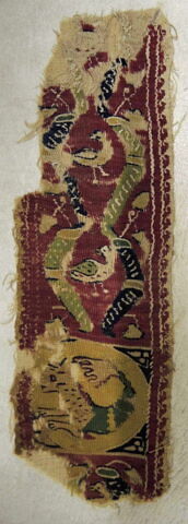 bande décorative d'habillement ; fragment, image 2/2
