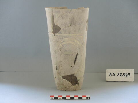 vase, image 2/7