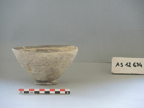 vase, image 4/4