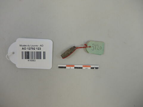 perle ; collier, image 1/2