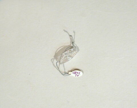 collier ; perle, image 2/2