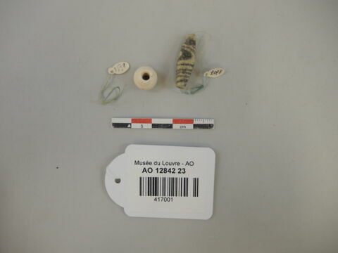 collier ; perle, image 1/1