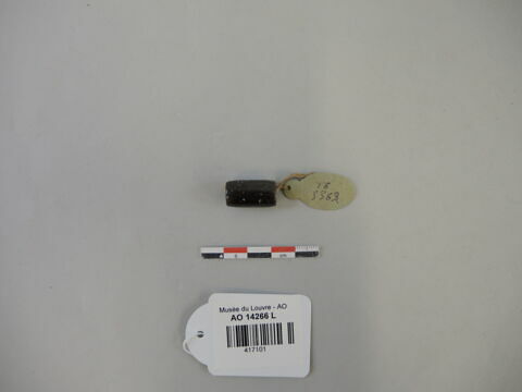 cachet ; perle, image 1/18