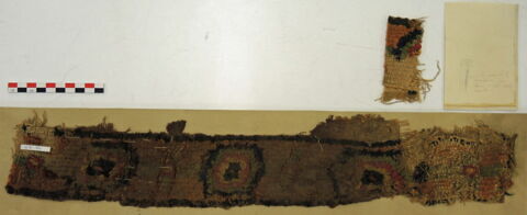 décor de textile ; fragments, image 2/4