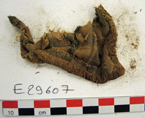 tissu ; fragment, image 2/2