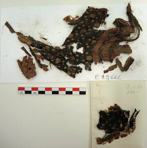 décor de textile ; fragments, image 2/2