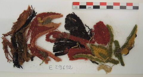 décor de textile ; fragments, image 2/2