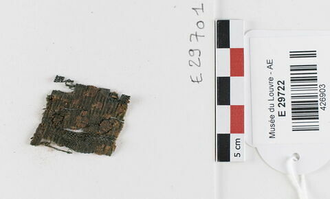 bande décorative d'habillement ; fragment, image 1/1