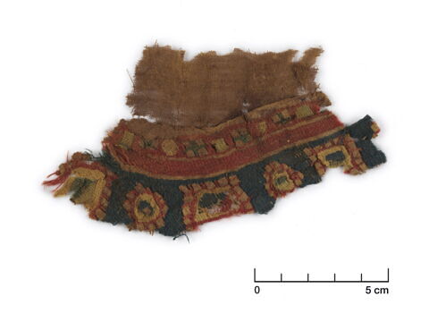 bande décorative d'habillement ; fragment, image 3/5